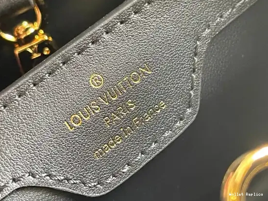 Affordable LOUIS BB VUITTON CAPUCINES 0525